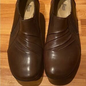 Bass Fallon leather slip on loafers brown size 7